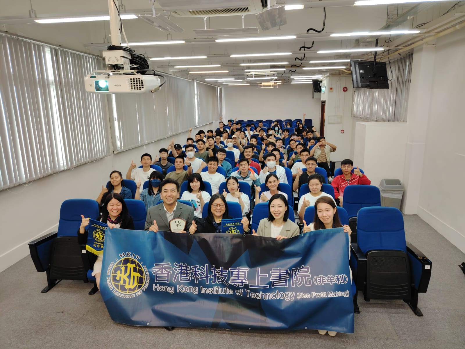#科專 #學警預備訓練課程 同學│在 #前香港警隊的長官安排之下│獲 #監警會 提供講座