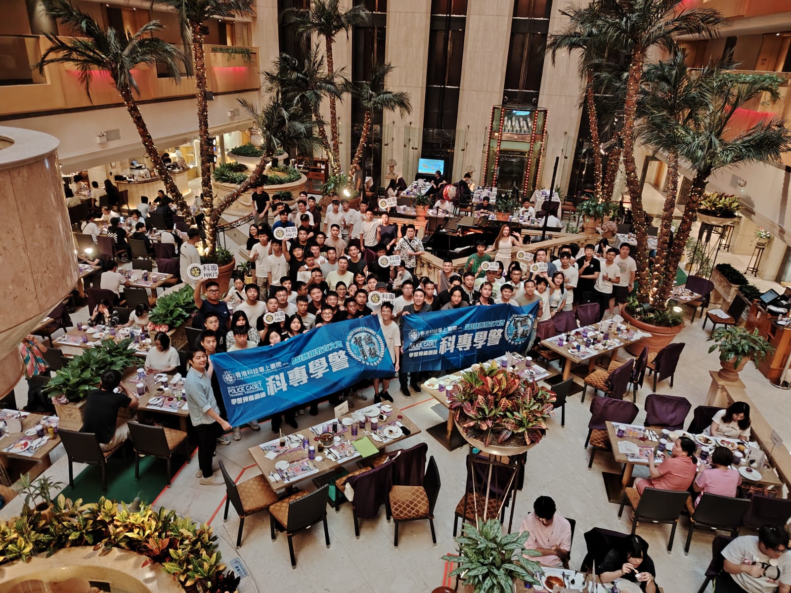 師生共進午餐│ #香港科技專上書院 │ #科專HKIT｜#學警預備訓練